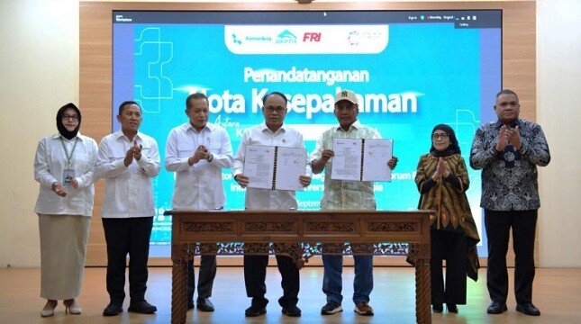 Kemenkop – Perguruan Tinggi Teken MoU Majukan SDM Kopdes Merah Putih