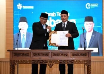 Jadi Nahkoda Baru Kemenkop, Menteri Ferry Siap Wujudkan Koperasi Jadi Guru Perekonomian Indonesia