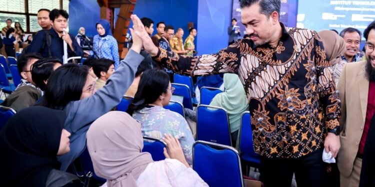 Menteri Maman: Paket Stimulus Ekonomi Jadi Kunci Stabilitas dan Pertumbuhan UMKM