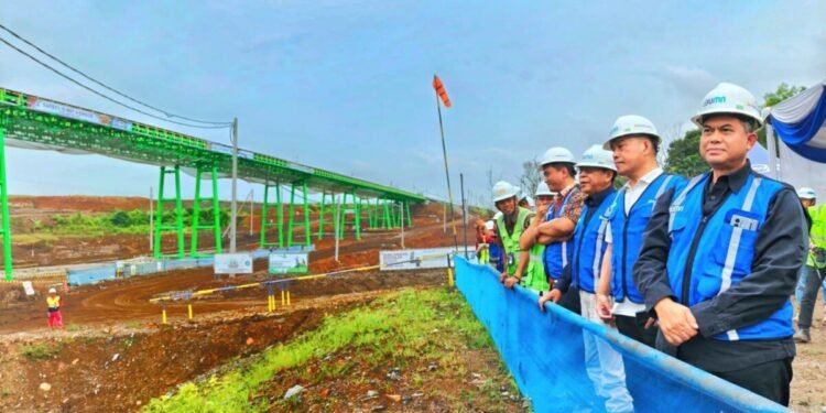 MIND ID Tancap Gas! Ekspansi Logistik Raksasa Ini Jadi Kunci Ketahanan Energi RI