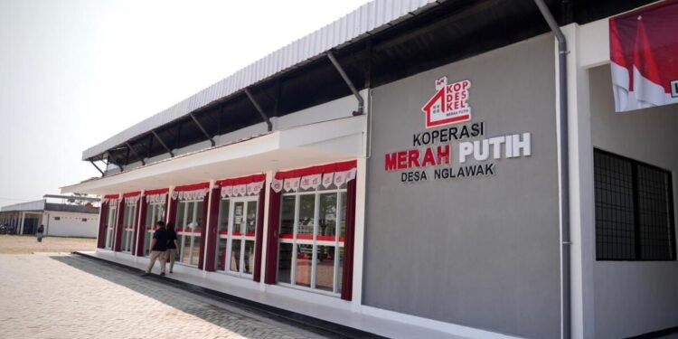 Isu Alfamart-Indomaret Tutup karena Koperasi Merah Putih Dibantah, Ini Penyebab Sebenarnya