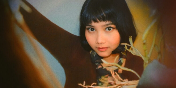 Ratih Putria Rilis Single Baru ‘Melangkahlah Perlahan’, Lagu untuk Mereka yang Diam-diam Lelah