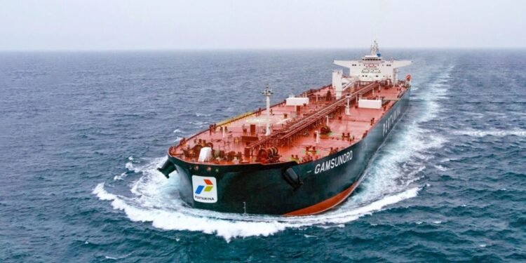 Detik-detik Kru Kapal Pertamina Lolos dari Selat Hormuz: “Kami Akhirnya Keluar dengan Selamat”
