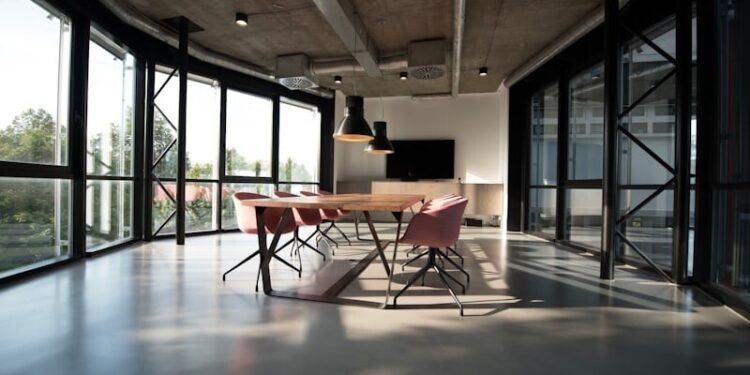 Diganjar Sertifikasi Great Place To Work®, JLL Indonesia Jadi Tempat Bekerja Favorit